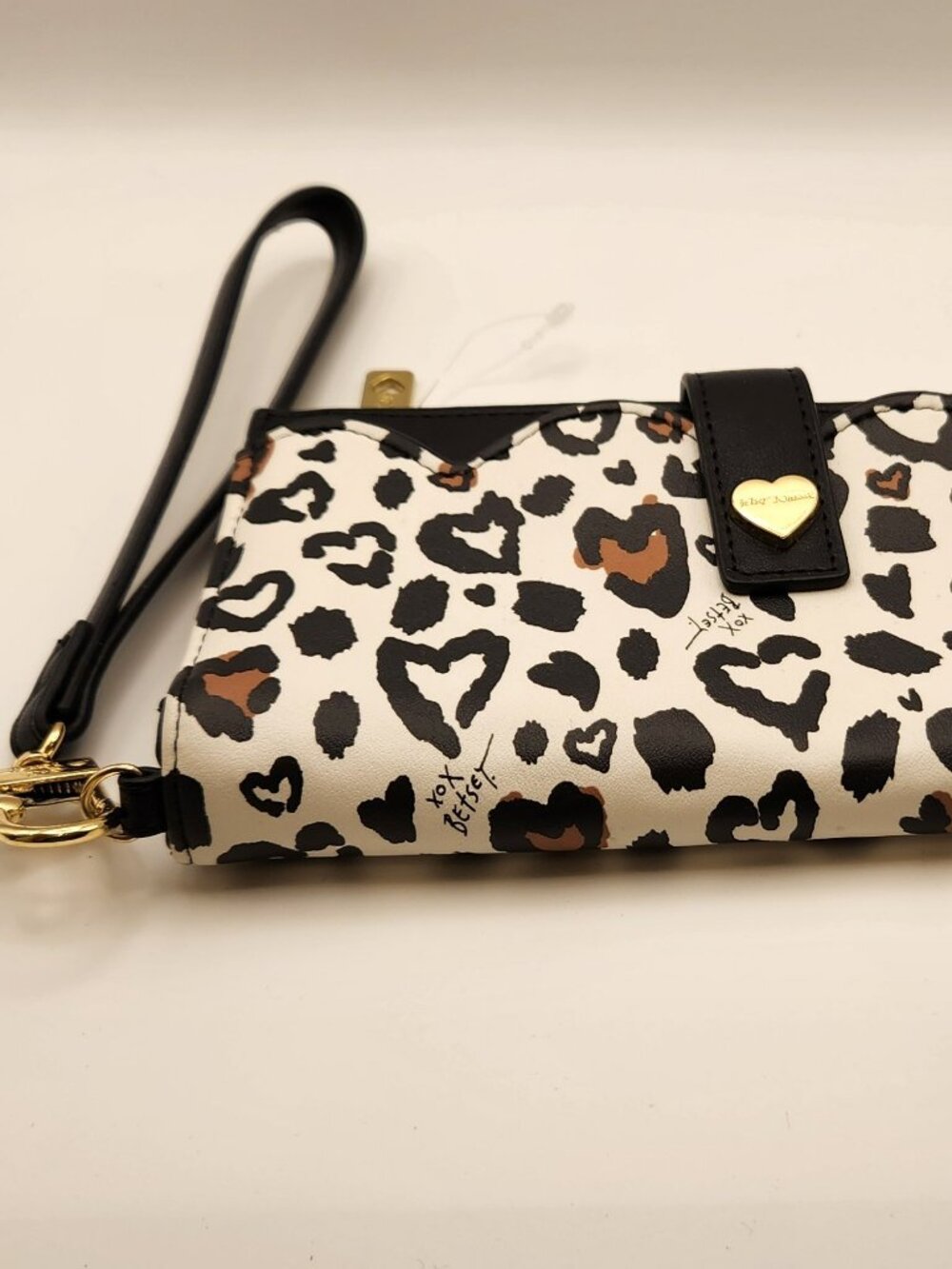Luv Betsey Betsey Johnson wallet black cream brown hearts NWOT